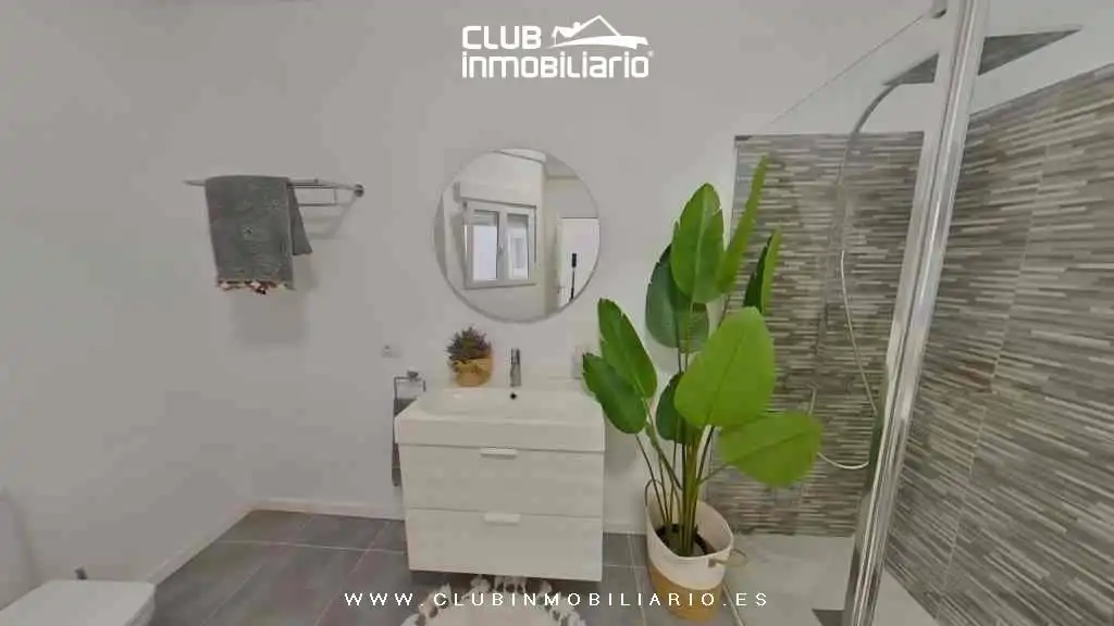 Bany de Pis en venda en Santa Cruz de Tenerife amb Moblat