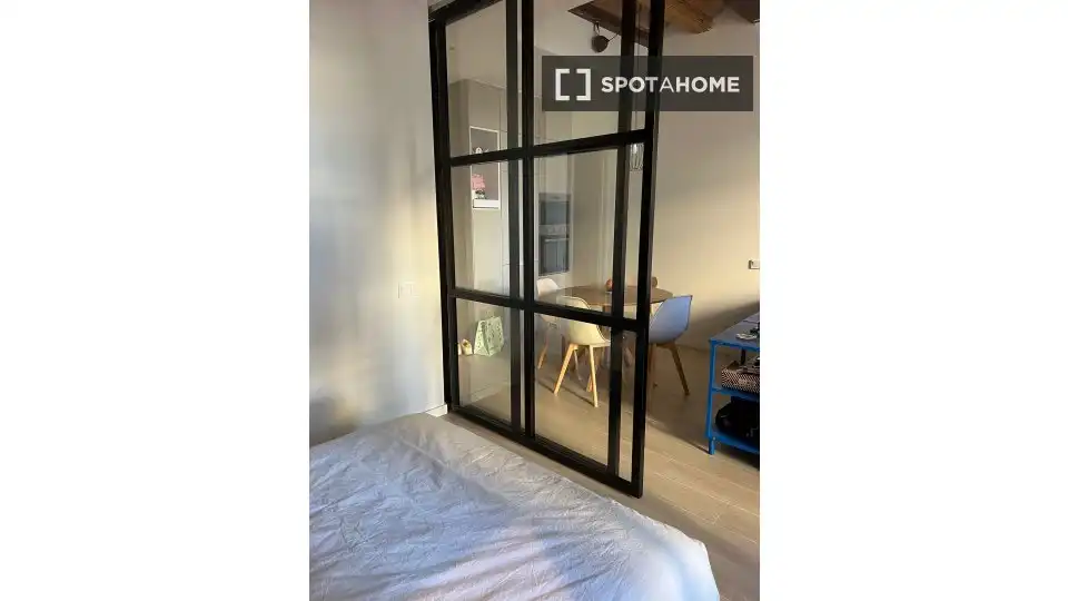 Piso con terraza en alquiler en Eixample, imagen 13