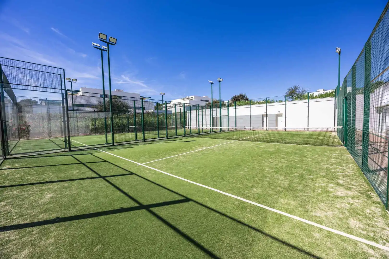 Jardín de Planta baja en venta en Sotogrande con Aire acondicionado, Calefacción y Jardín privado