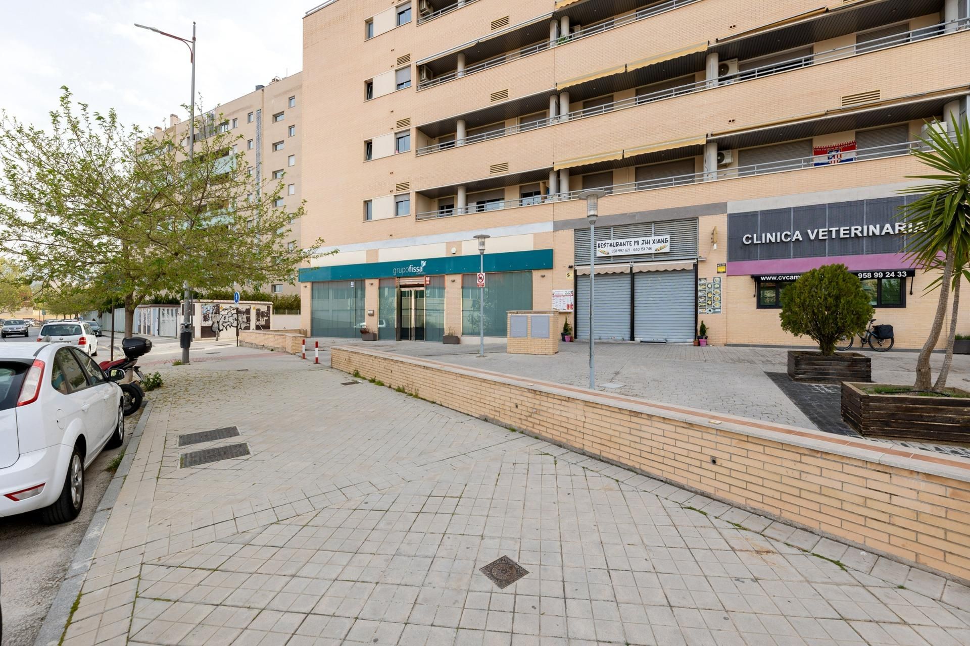 Exterior view of Premises for sale in  Granada Capital  with Air Conditioner
