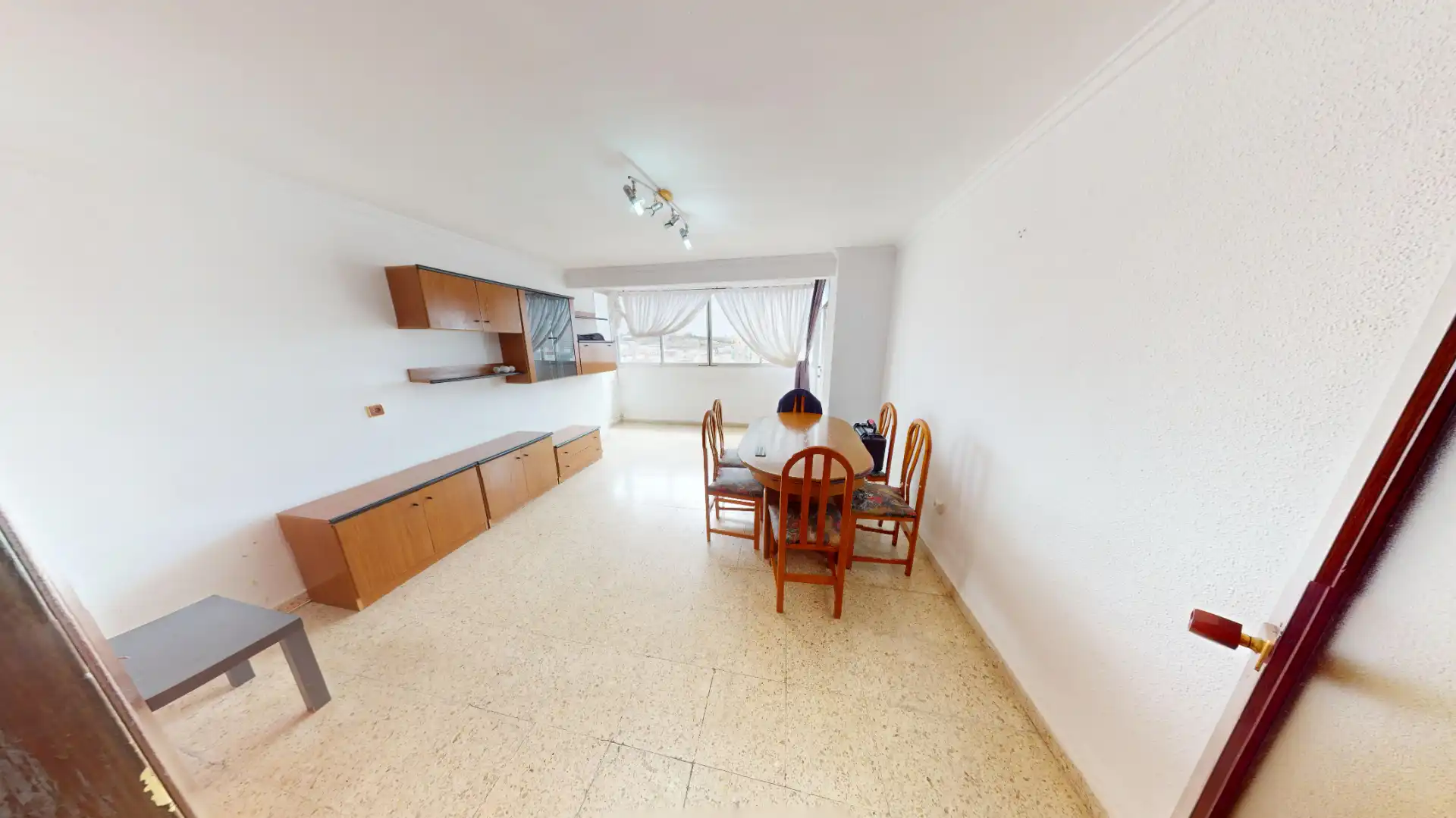 Außenansicht von Wohnung zum Verkauf in Alicante / Alacant mit Parkett, Terrasse und Möbliert
