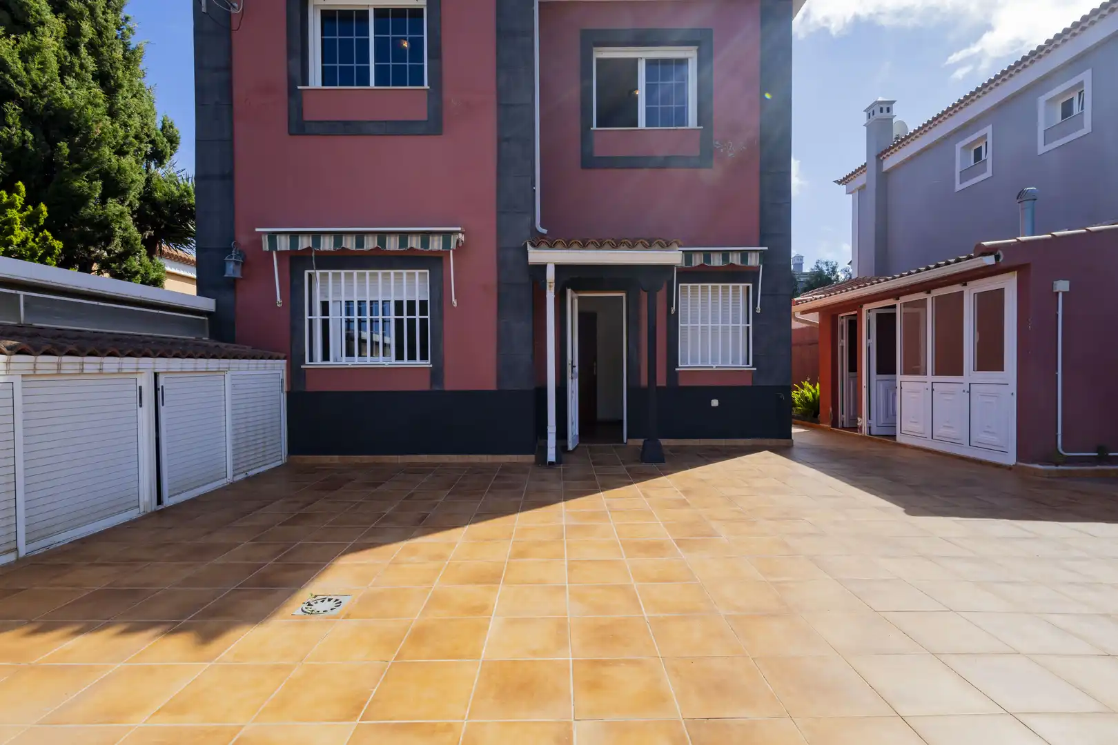 Vista exterior de Casa o chalet en venta en Tacoronte con Jardín privado, Terraza y Piscina