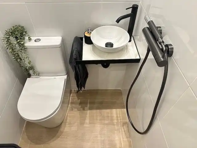 Baño de Piso de alquiler en Madrid con Aire acondicionado, Amueblado y Balcón