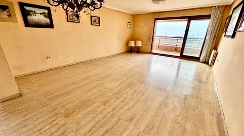 Foto 4 de Piso en venta en Avinguda Oscar Espla, Ensanche - Diputación, Alicante / Alacant