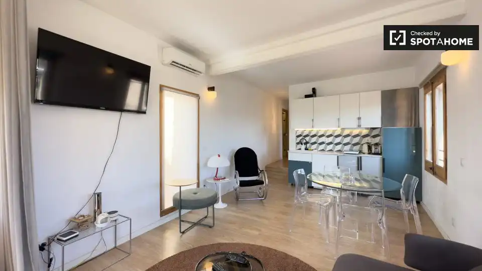 Flat with terrace to rent in Ciutat Vella, imagen 17