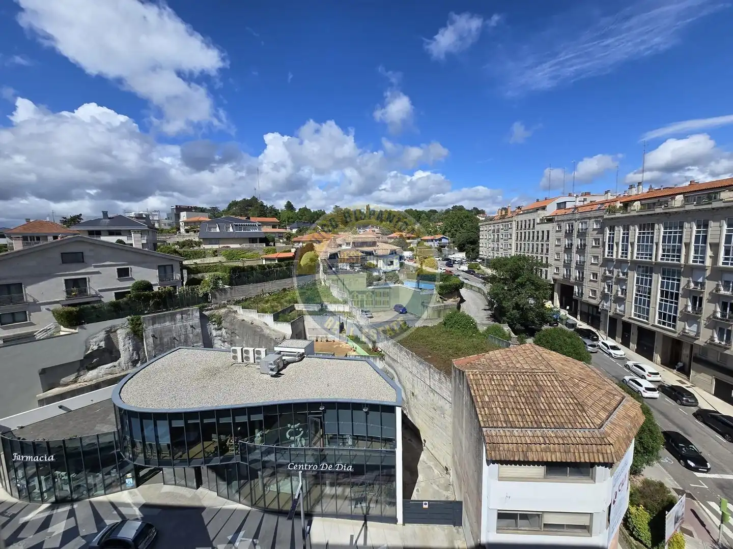 Vista exterior de Piso de alquiler en Vigo  con Calefacción
