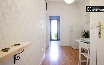 Flat to rent in  Barcelona Capital  with Air Conditioner, Heating and Furnished
