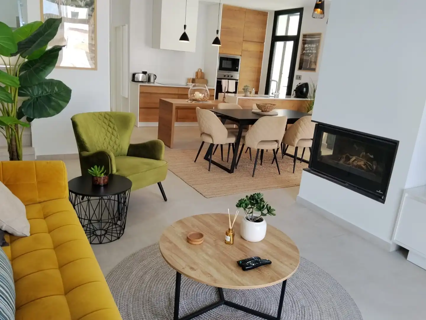 Sala d'estar de Casa o xalet en venda en Daya Nueva amb Aire condicionat, Calefacció i Jardí privat
