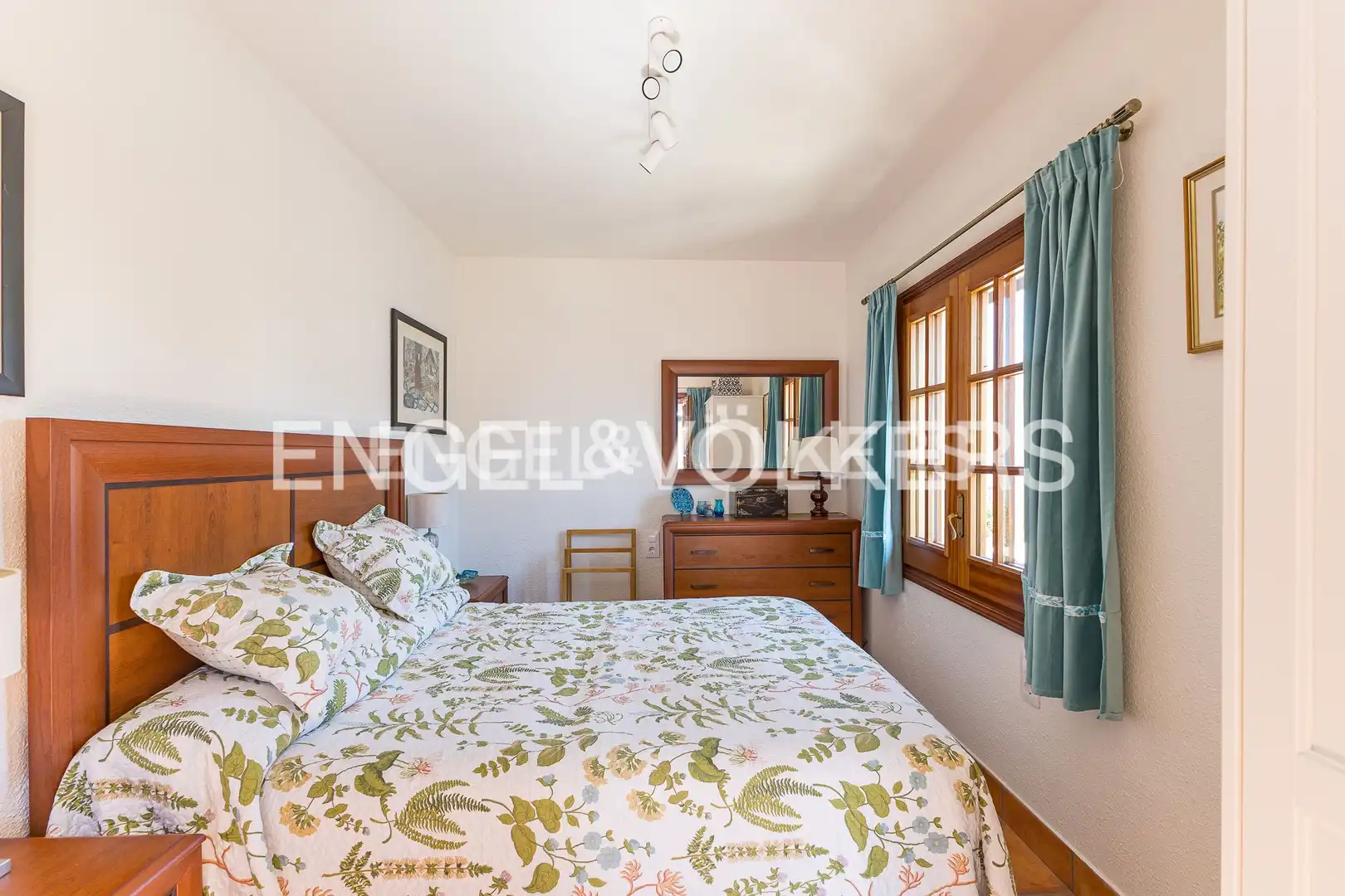 Vista exterior de Casa o chalet en venta en Torredembarra con Aire acondicionado, Calefacción y Jardín privado