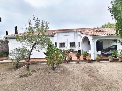 Exterior view of House or chalet for sale in Puertollano  with Air Conditioner and Terrace