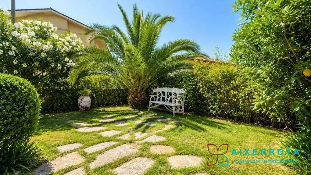 Jardín de Dúplex en venta en Getxo  con Calefacción, Jardín privado y Terraza