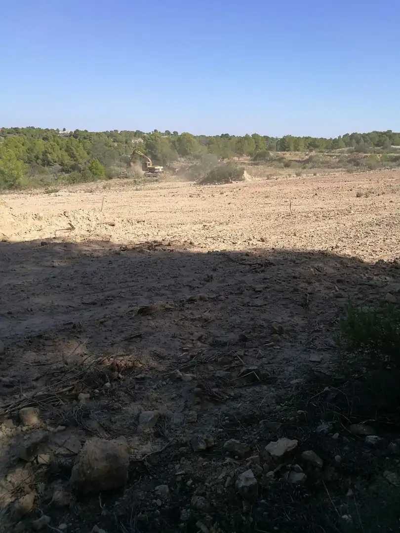 Terreny residencial en venda a Urbanizaciones