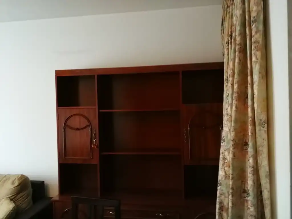 Habitación de Piso en venta en Ames con Calefacción, Trastero y Amueblado
