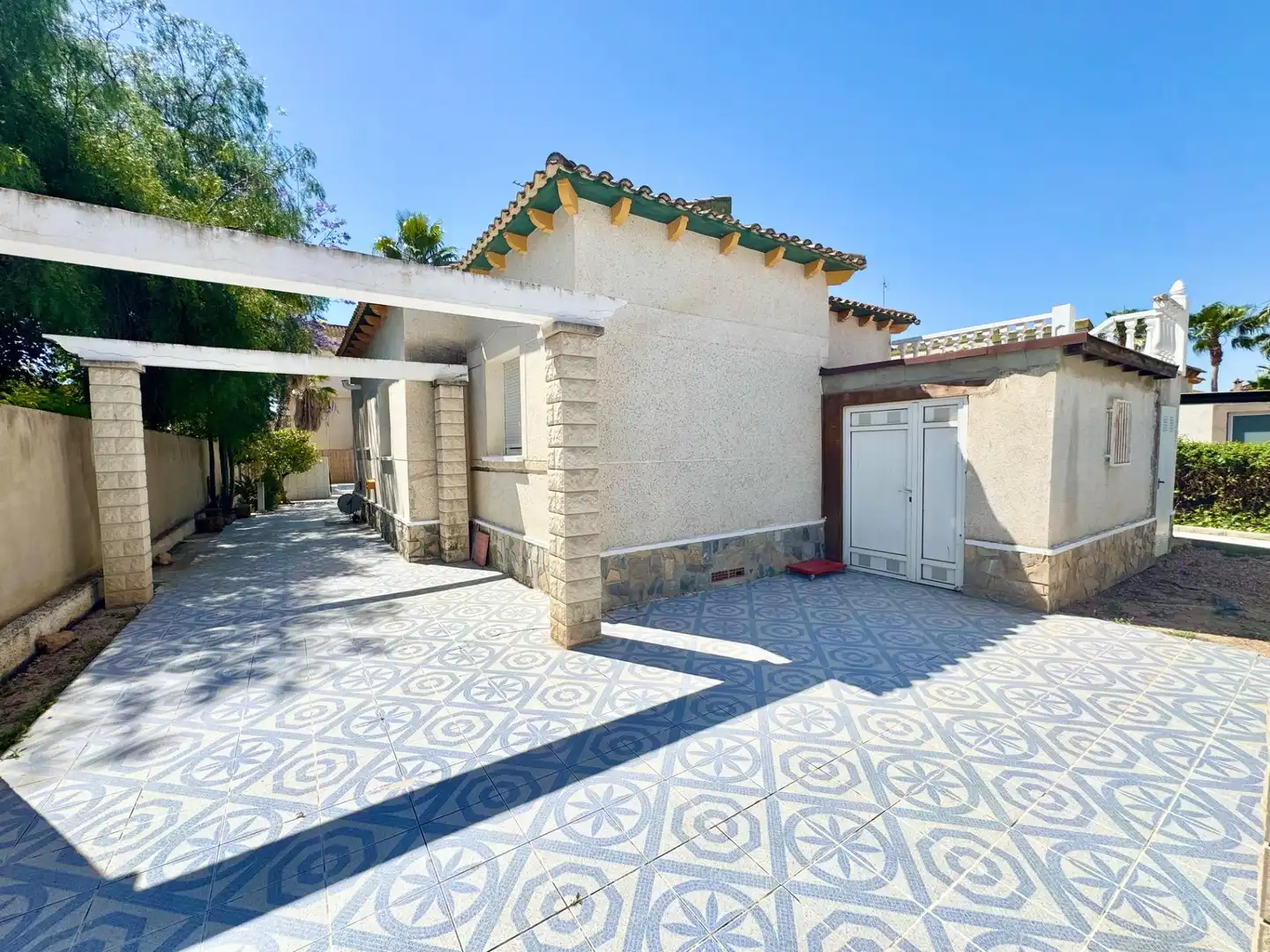 Vista exterior de Casa o chalet en venta en Benferri con Aire acondicionado, Calefacción y Jardín privado