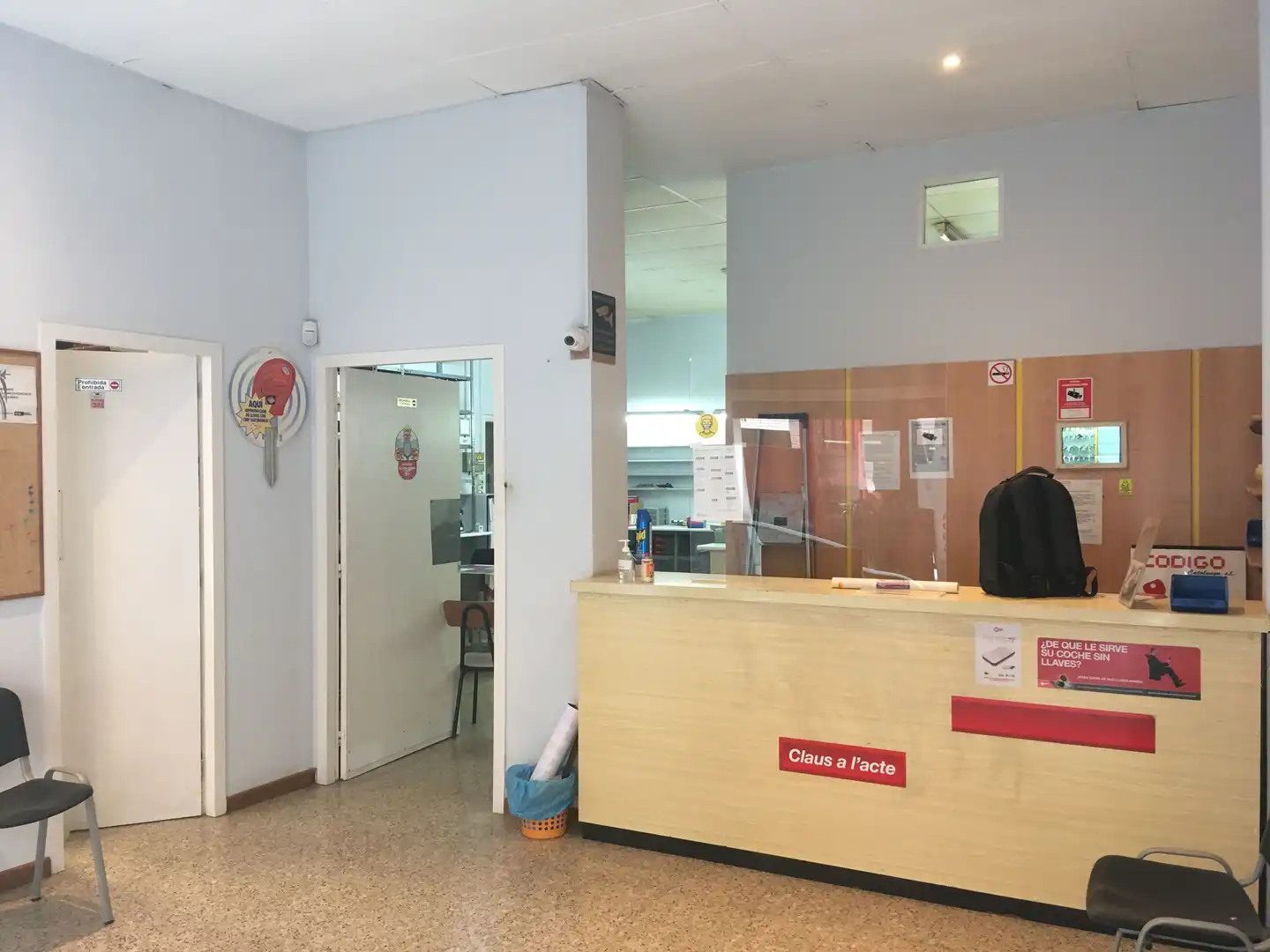 Local comercial en alquiler en Eixample Sud – Migdia, imagen 4