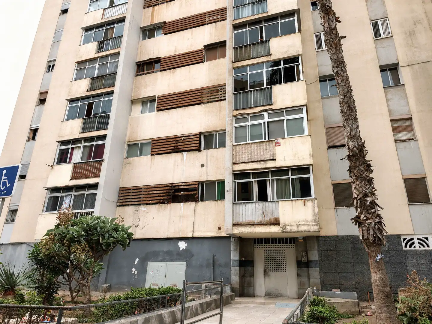 Vista exterior de Pis en venda en Las Palmas de Gran Canaria amb Terrassa