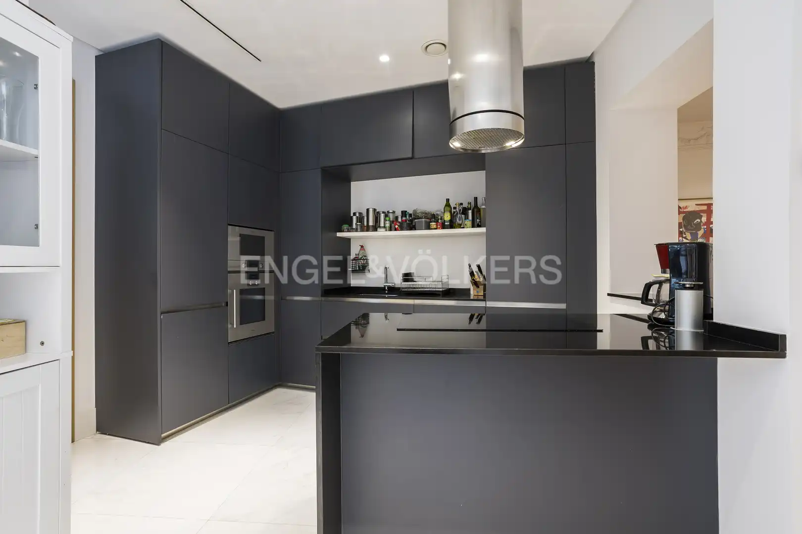 Cocina de Dúplex en venta en Madrid con Aire acondicionado, Calefacción y Jardín privado