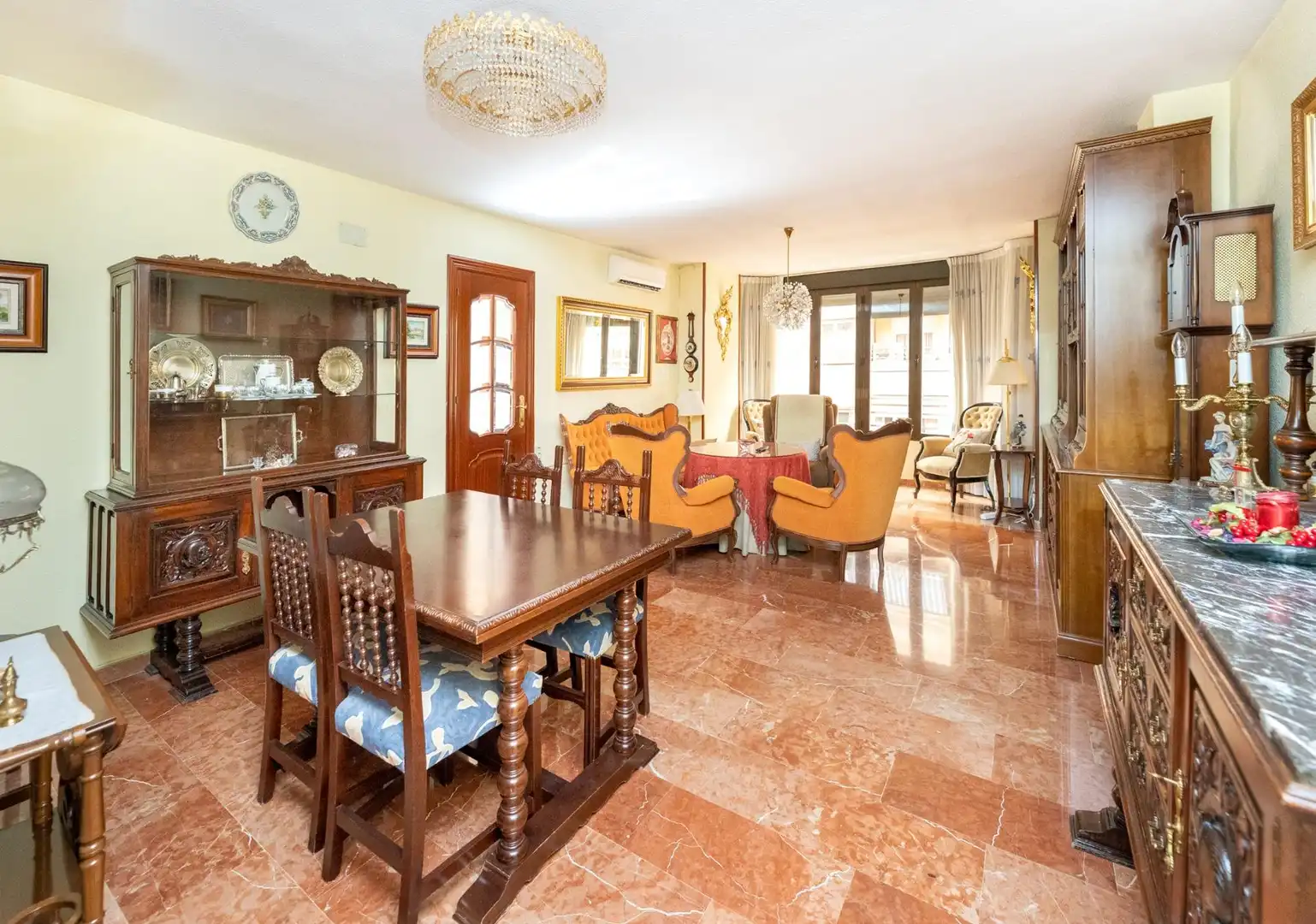 Flat with lift for sale in Calle Pedro Antonio de Alarcón