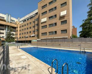 Piscina de Pis en venda en  Madrid Capital amb Aire condicionat, Traster i Piscina comunitària