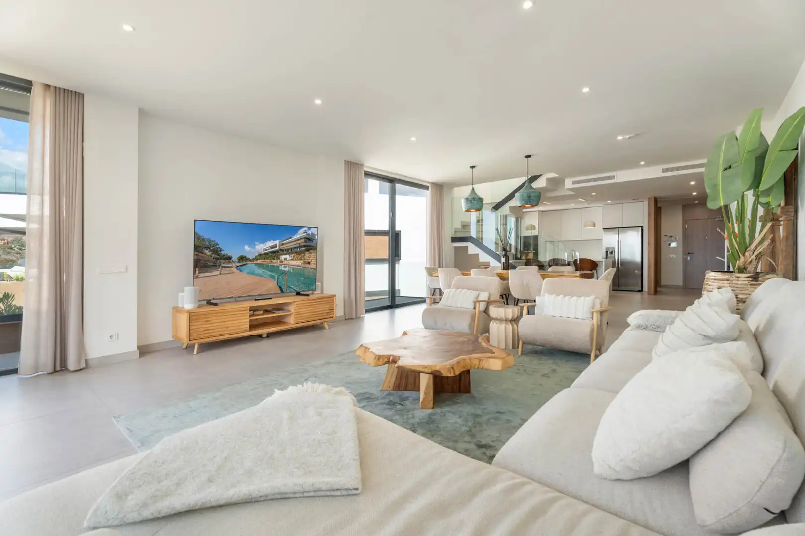 Sala de estar de Ático en venta en Marbella con Aire acondicionado, Jardín privado y Terraza