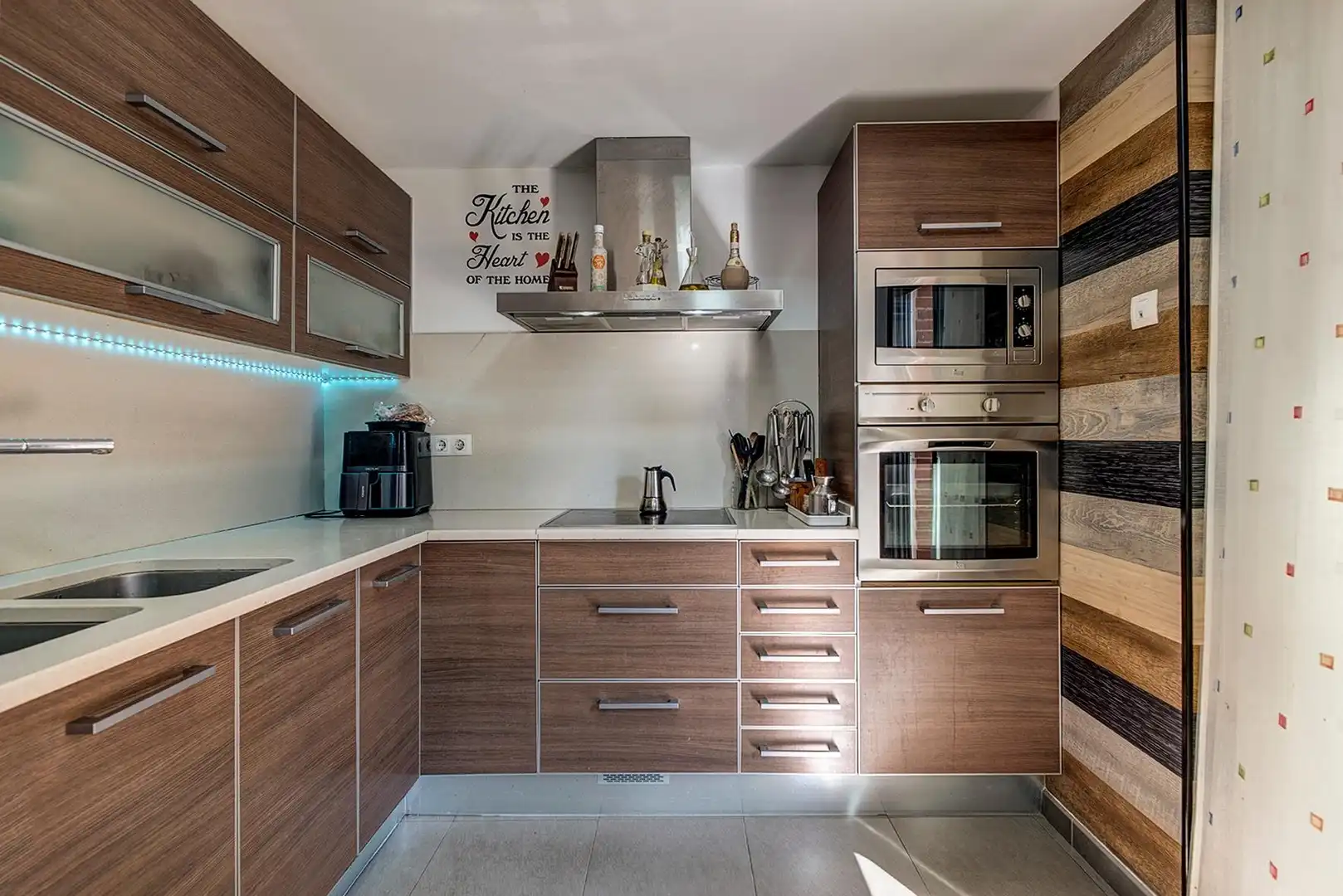 Cocina de Casa o chalet en venta en La Pobla de Claramunt con Aire acondicionado, Calefacción y Jardín privado