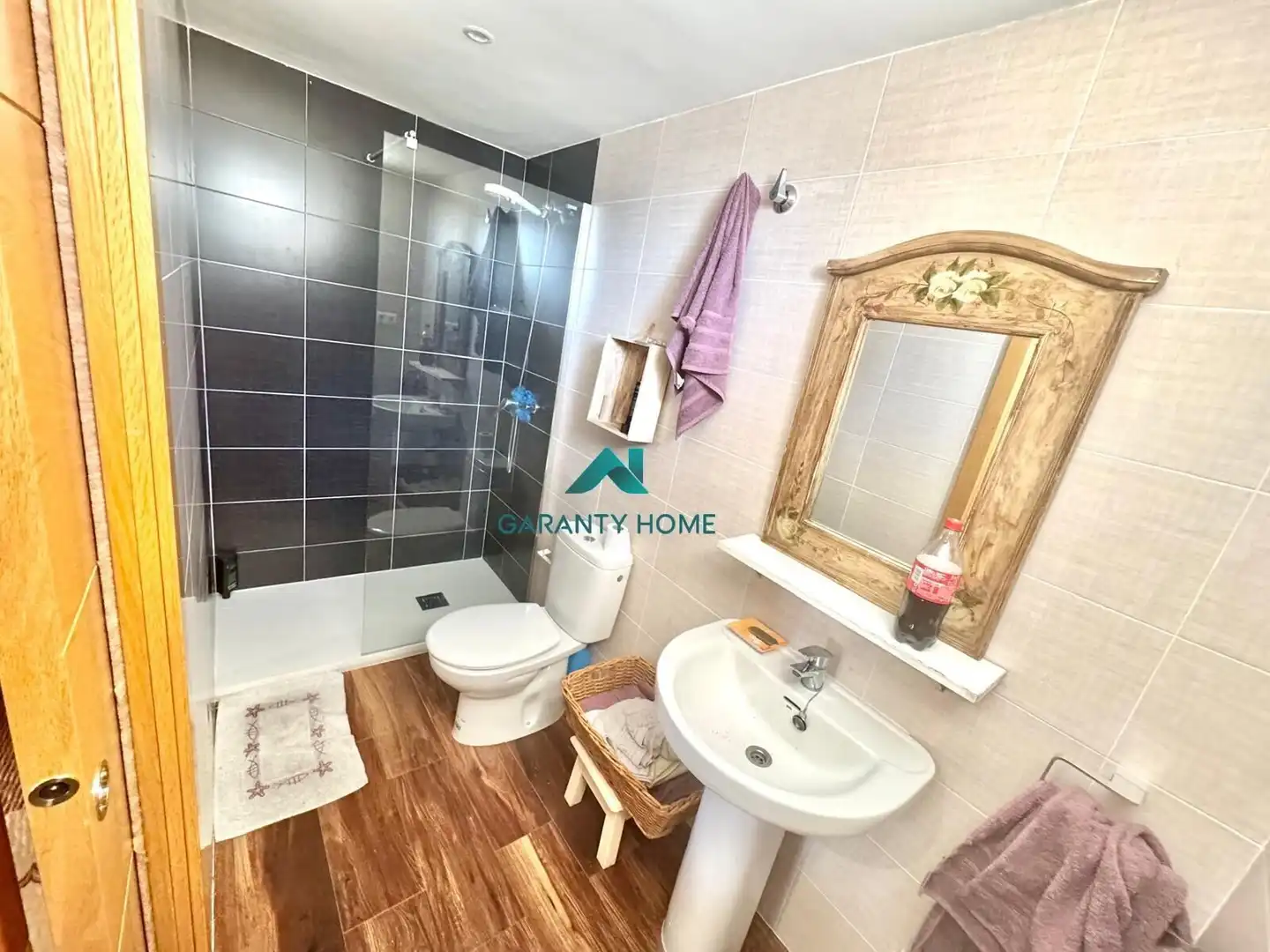 Bathroom of Houses for sale in Villa del Prado