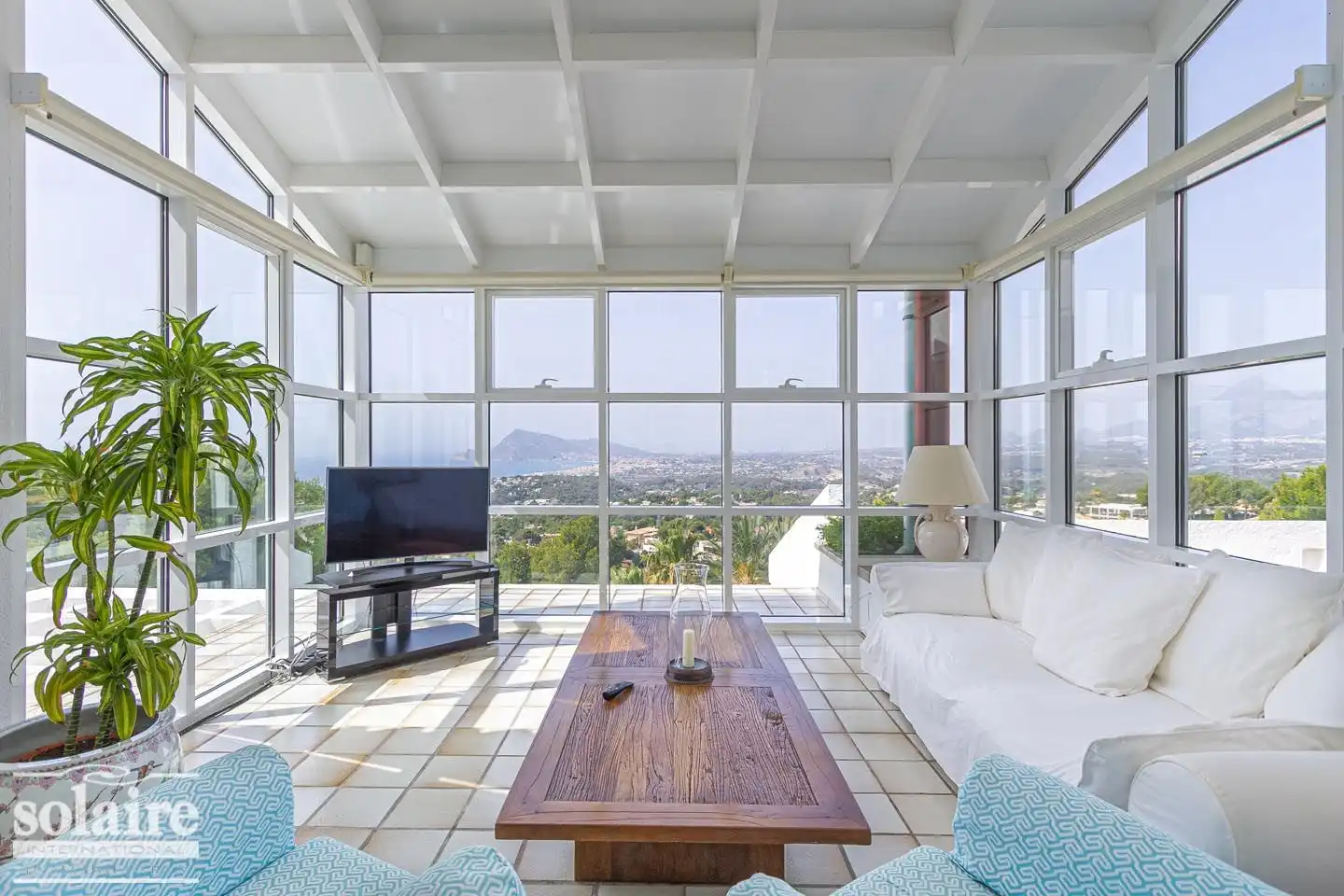 Sala de estar de Casa o chalet en venta en Altea con Aire acondicionado, Calefacción y Jardín privado