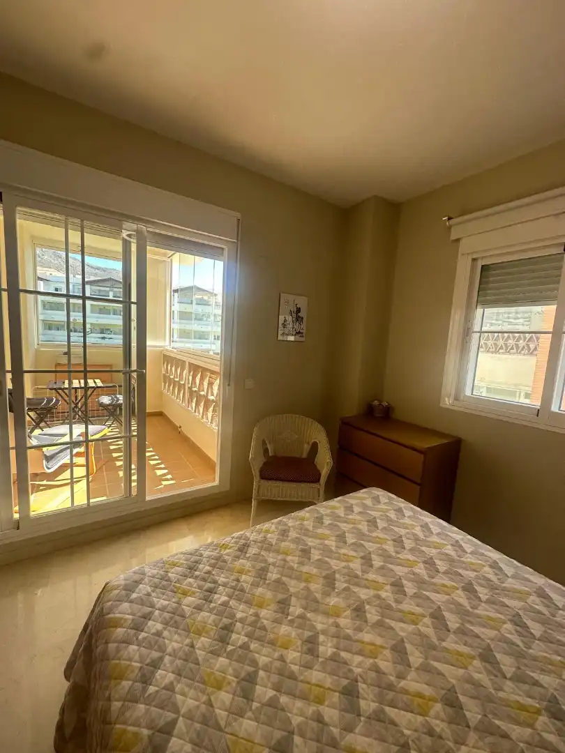 Flat with pool to rent in Calle Helios, imagen 9