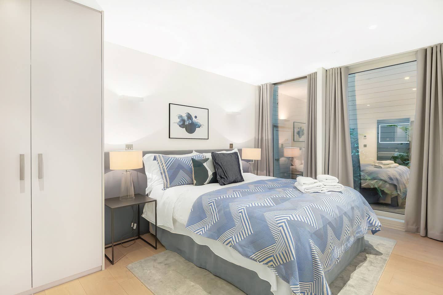 Bedroom of Flat to rent in  Sevilla Capital  with Air Conditioner, Furnished and Pets allowed