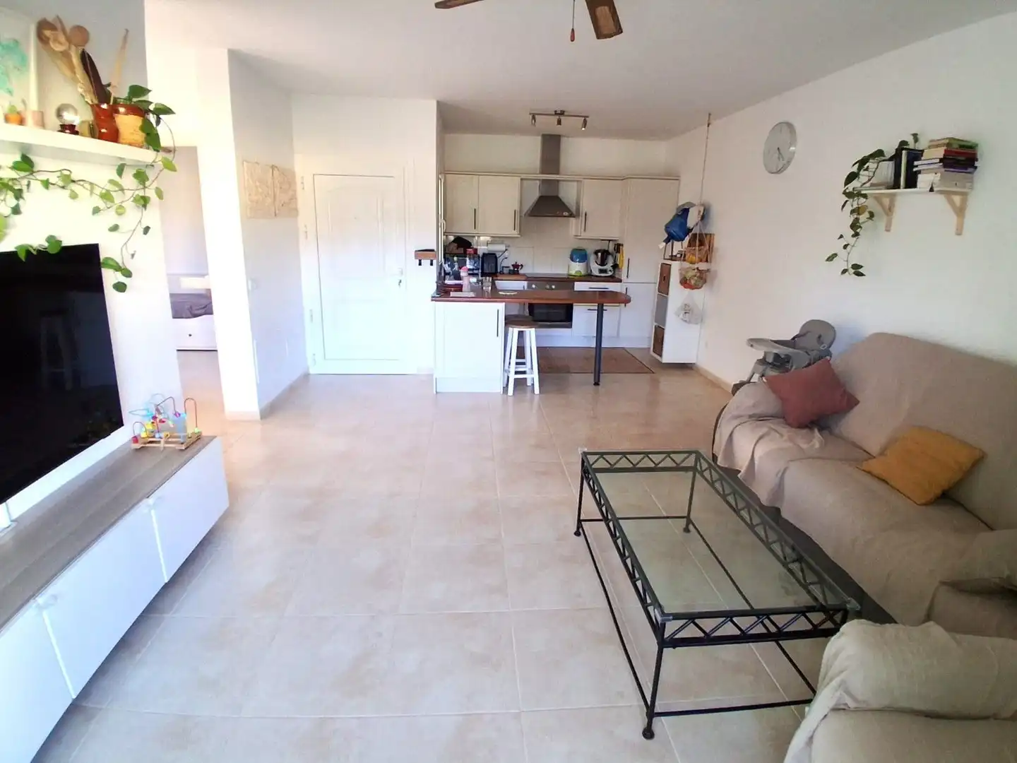 Sala de estar de Piso en venta en Pájara con Terraza y Piscina comunitaria