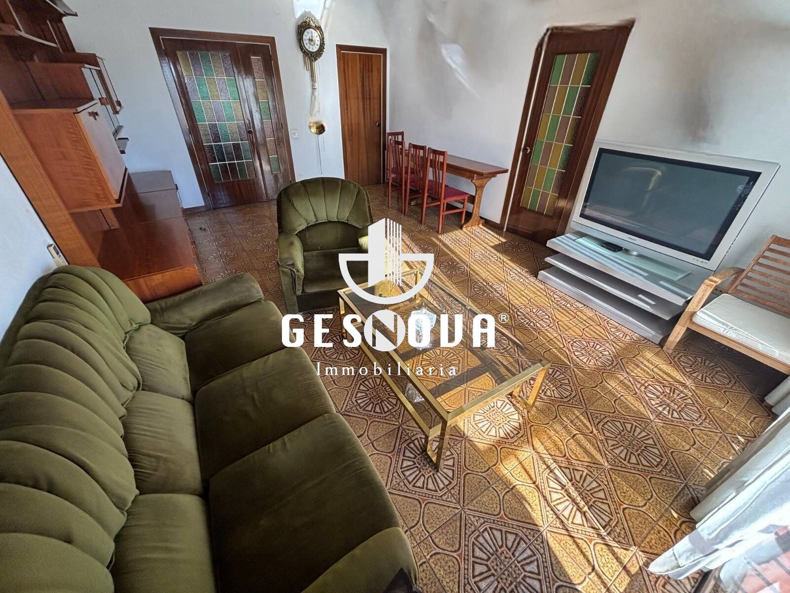 Living room of Flat for sale in L'Hospitalet de Llobregat  with Air Conditioner, Heating and Balcony