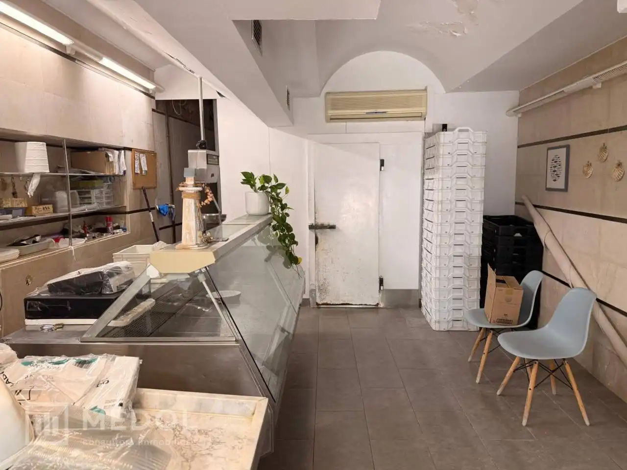 Local comercial en venda a Plaza Font, imagen 4