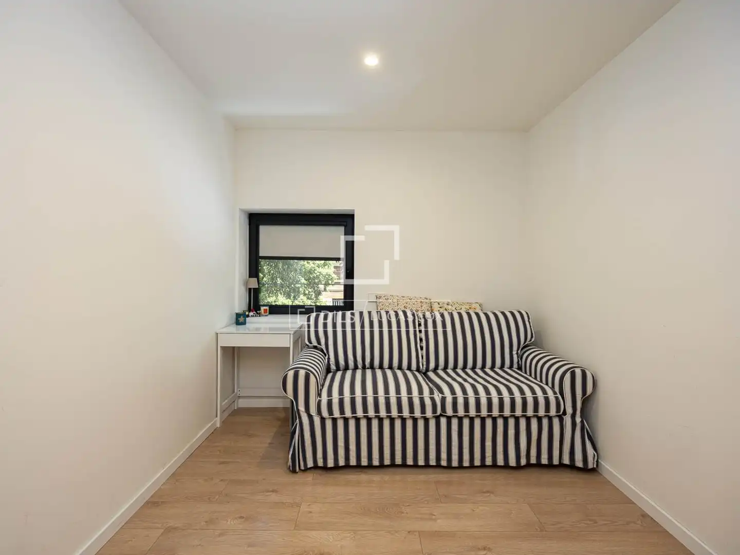 Bedroom of Flat for sale in Barcelona  with Air Conditioner, Terrace and Furnished