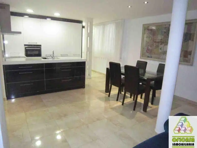 Piso con ascensor en venta en Centro