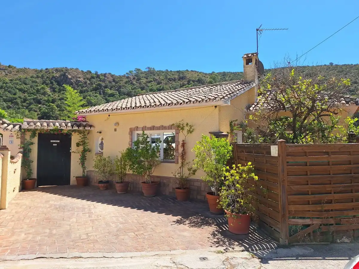 Casa a schiera in vendita a Benahavís pueblo, imagen 2