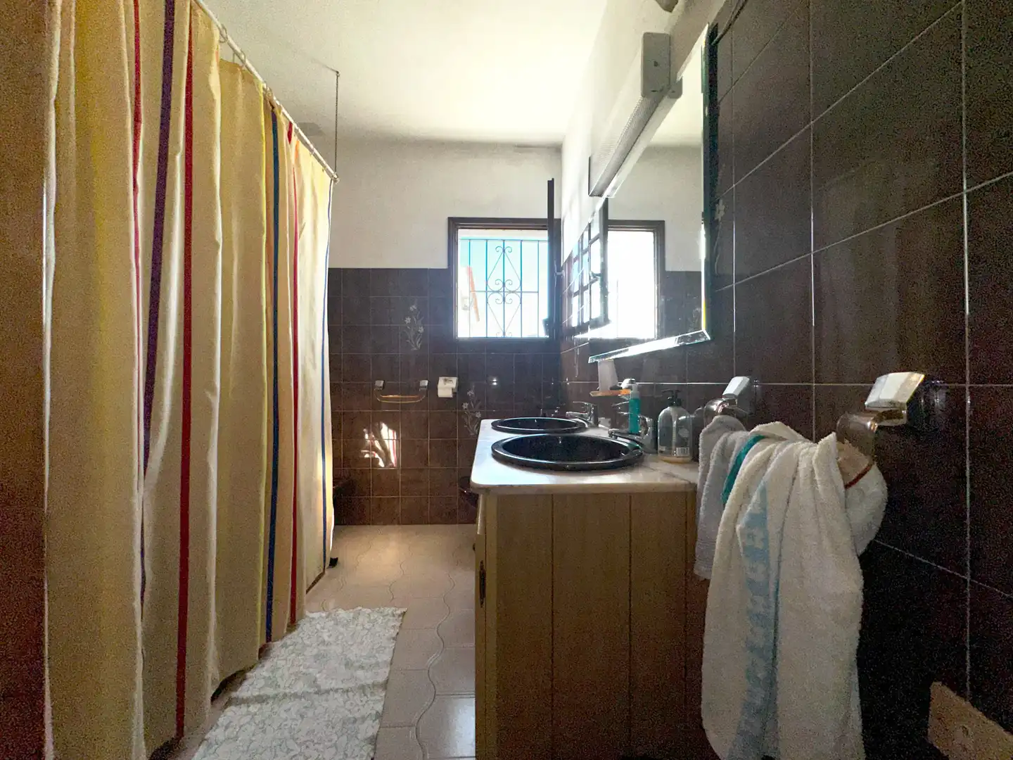 Bathroom of Houses for sale in Estepona  with Private garden, Terrace and Storage room