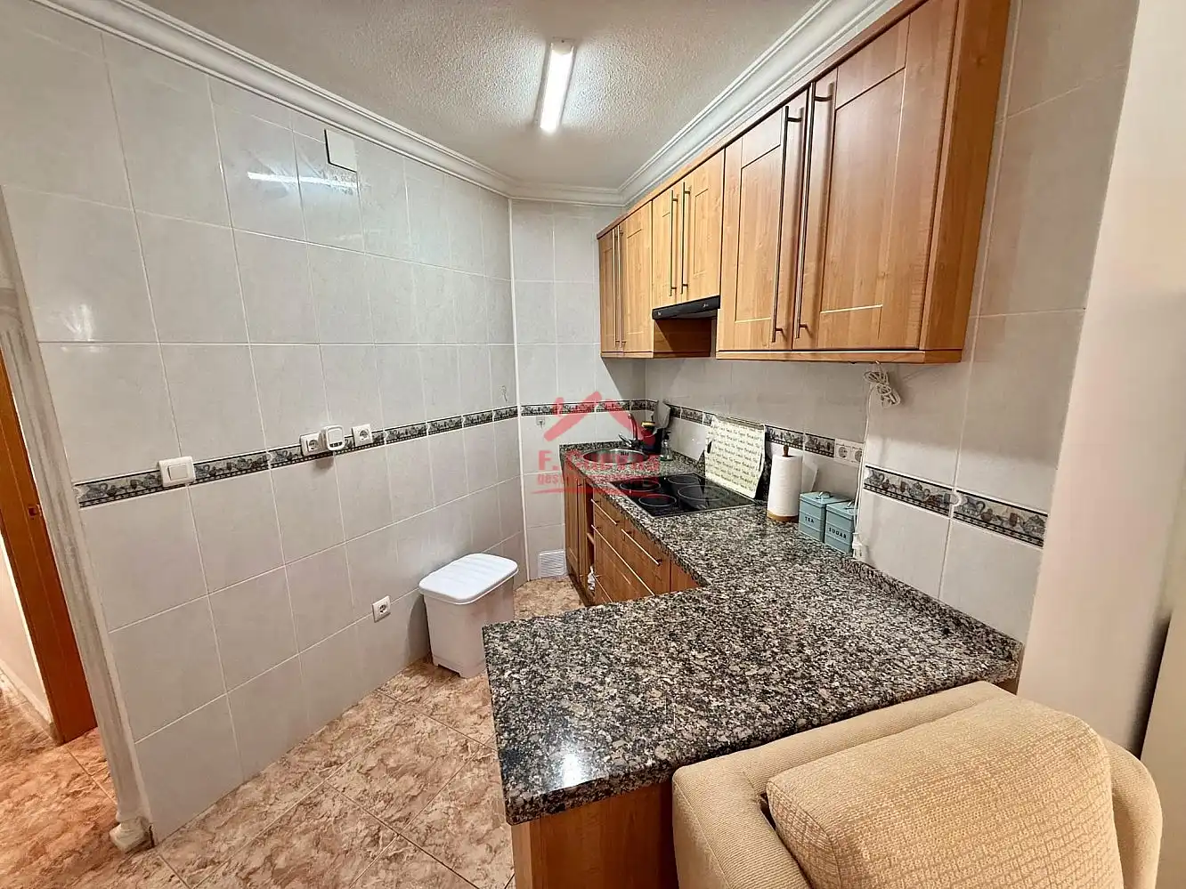 Cocina de Apartamento en venta en Vélez-Málaga con Aire acondicionado, Calefacción y Jardín privado