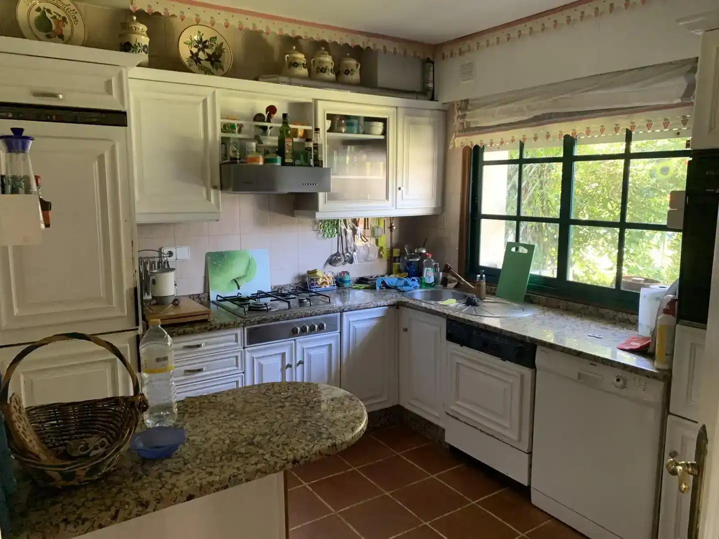 Cuina de Casa o xalet en venda en O Grove   amb Jardí privat, Parquet i Traster