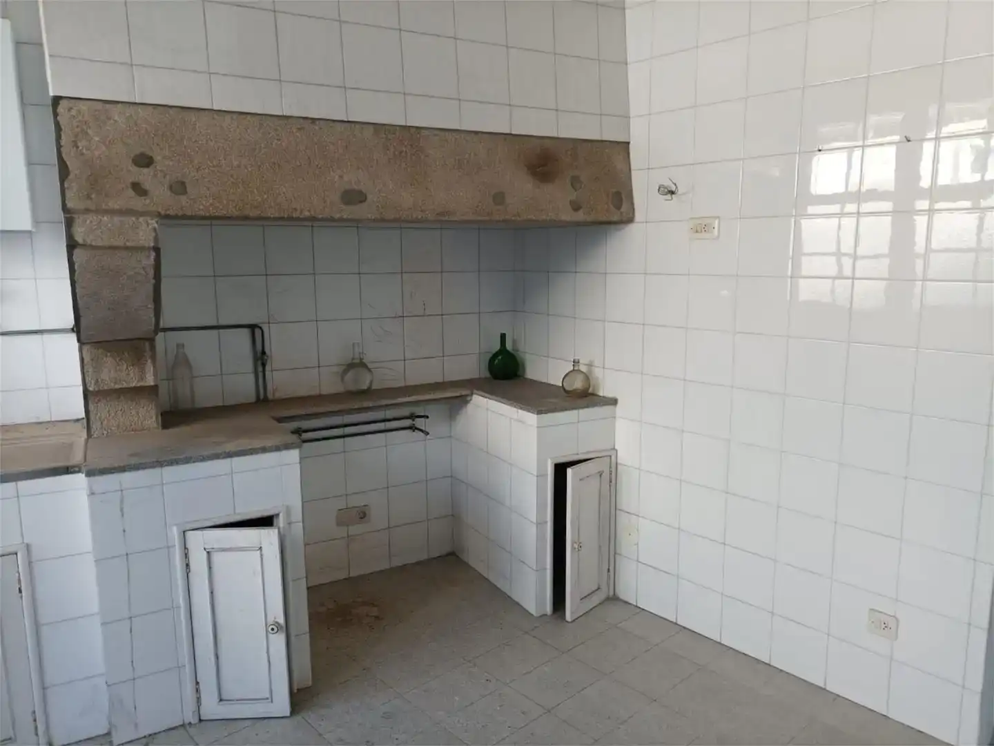 Cuina de Casa adosada en venda en Santiago de Compostela 