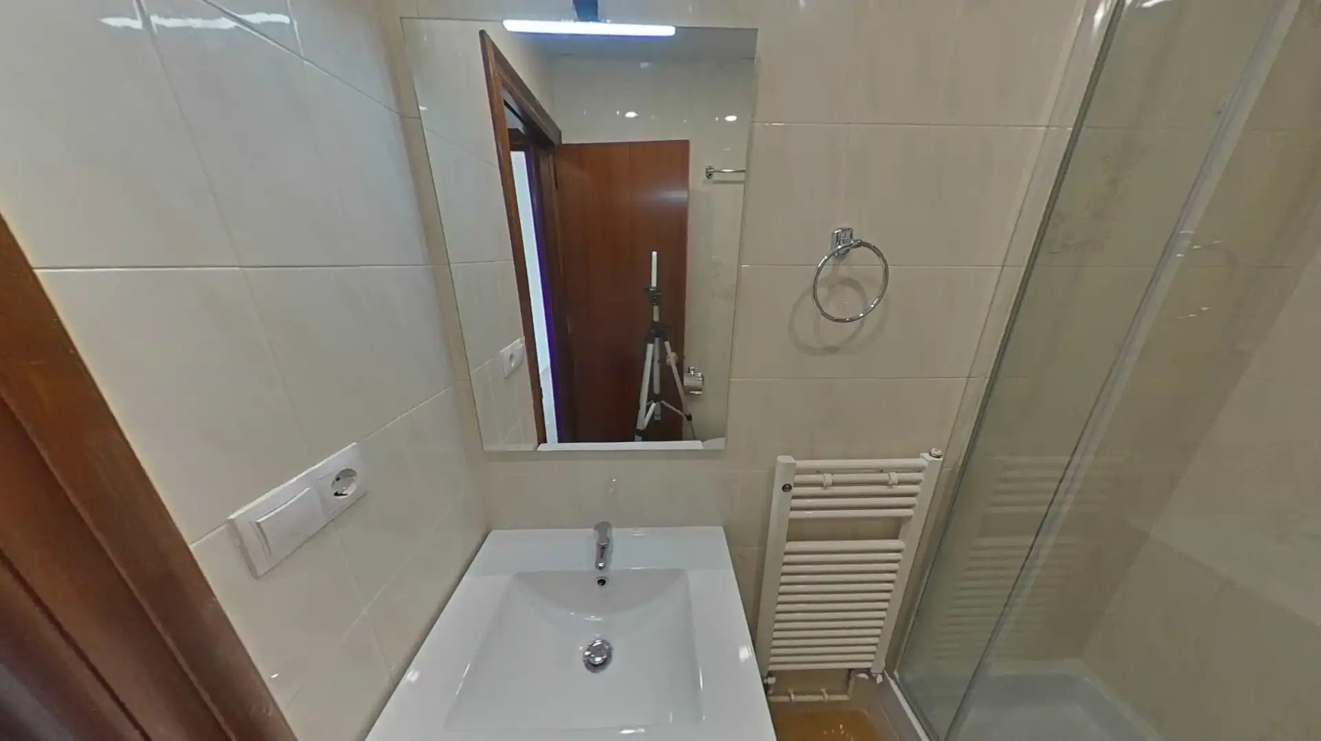 Baño de Piso en venta en L'Hospitalet de Llobregat con Calefacción