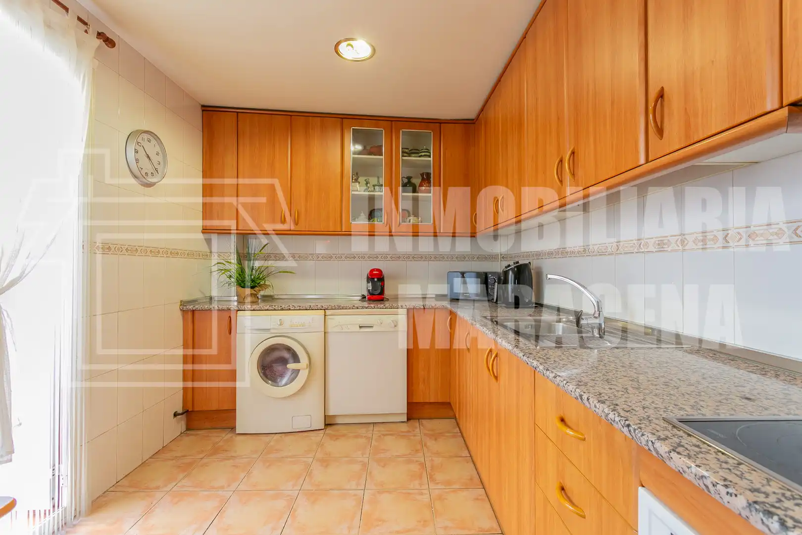 Kitchen of Houses for sale in Granada  with Air Conditioner, Heating and Parquet flooring