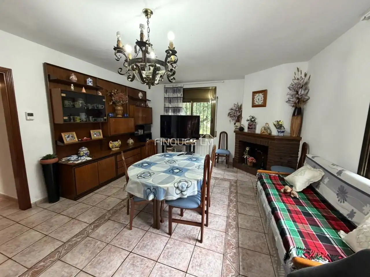 Sala d'estar de Casa o xalet en venda en Maçanet de la Selva amb Calefacció, Jardí privat i Terrassa