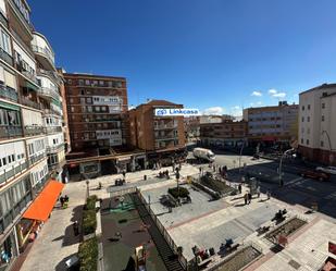 Vista exterior de Pis en venda en  Madrid Capital amb Calefacció, Terrassa i Traster