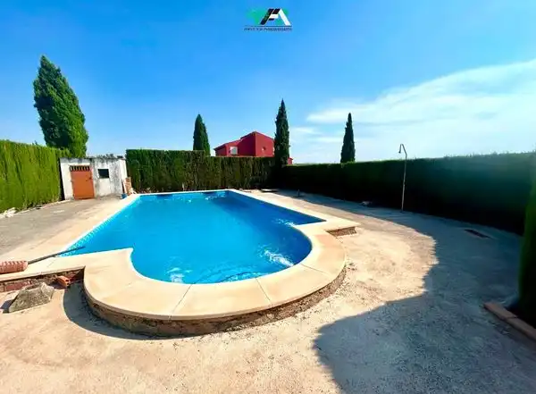 Xalet amb piscina en venda a Úbeda, imagen 3