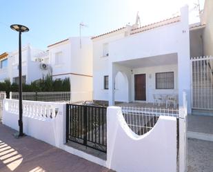 Vista exterior de Casa o xalet en venda en Orihuela amb Terrassa