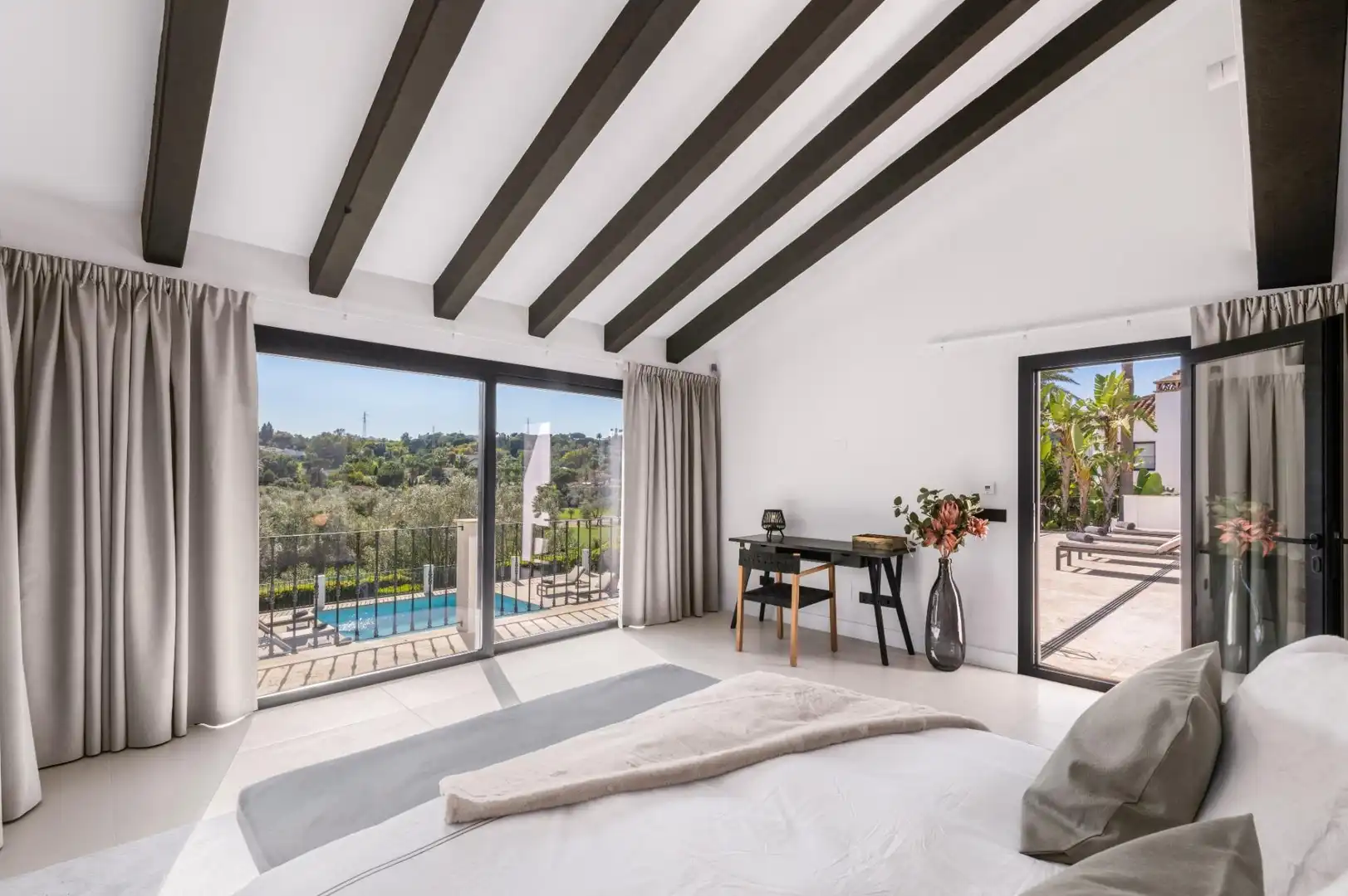 Villa mit Pool zum Verkauf in Nueva Andalucía, imagen 10