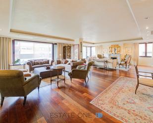 Living room of Duplex to rent in  Madrid Capital  with Air Conditioner