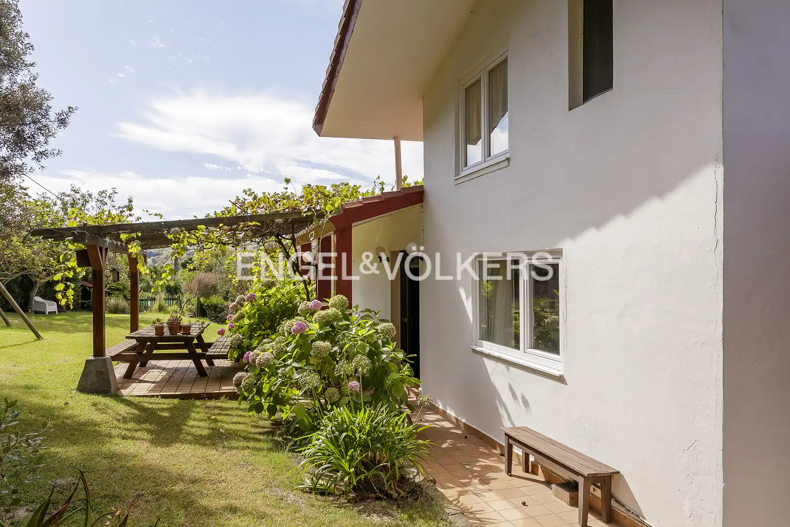Exterior view of Houses for sale in Gorliz  with Heating, Private garden and Terrace
