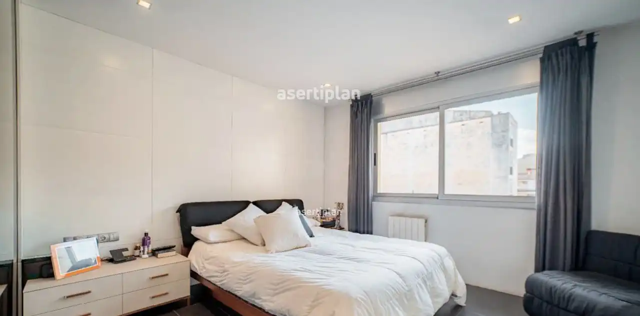 Schlafzimmer von Maisonette zum Verkauf in Mataró mit Klimaanlage, Heizung und Terrasse