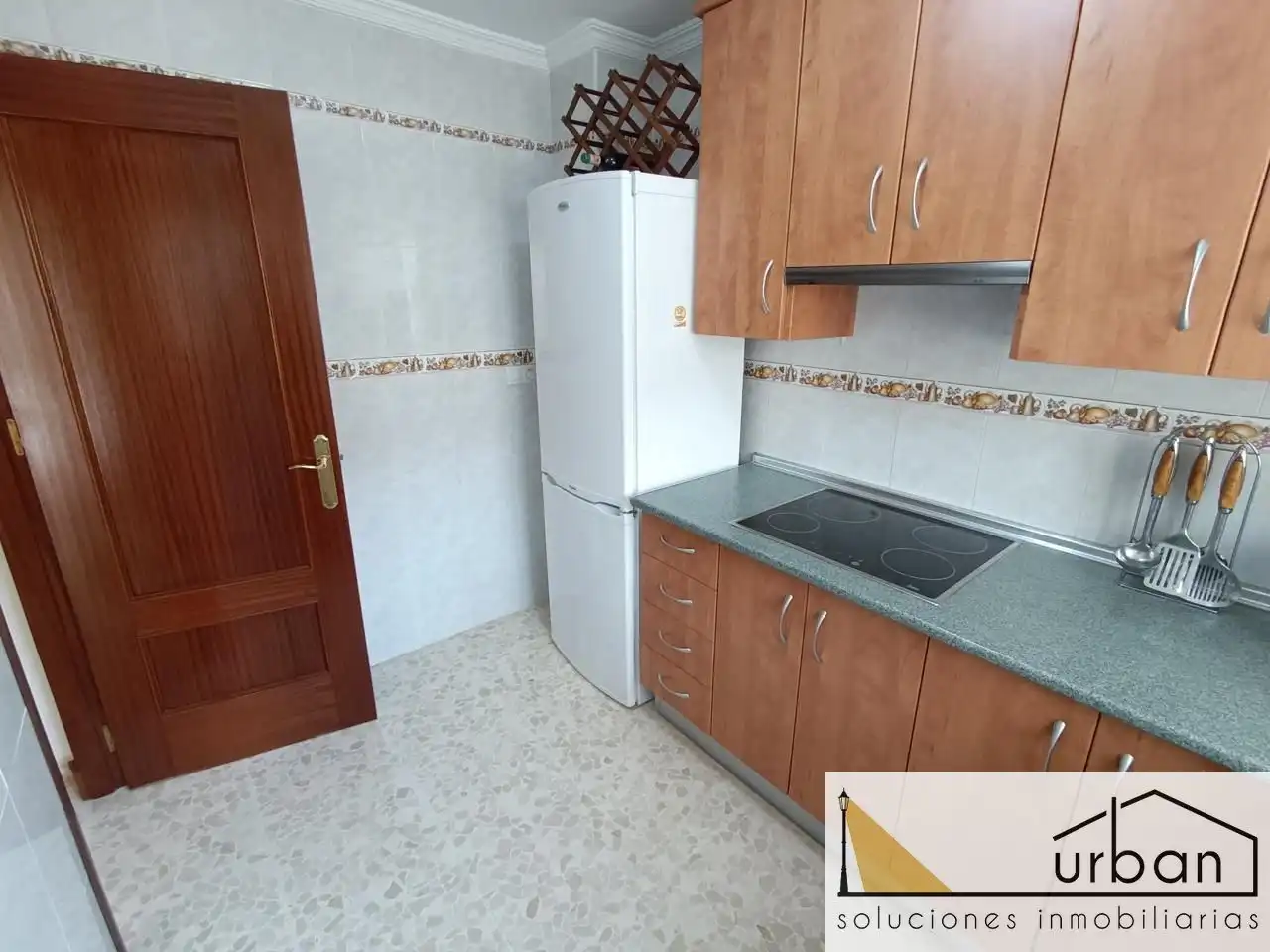 Flat for sale in De Granada, Chipiona Norte
